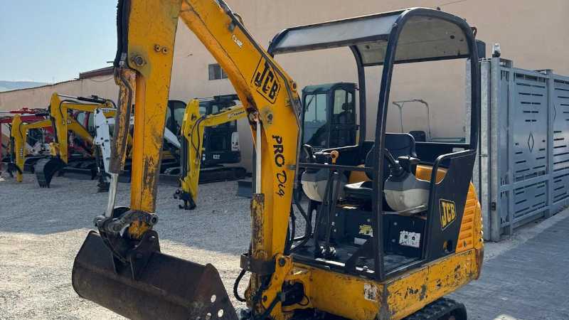 OmecoHub - JCB 8015